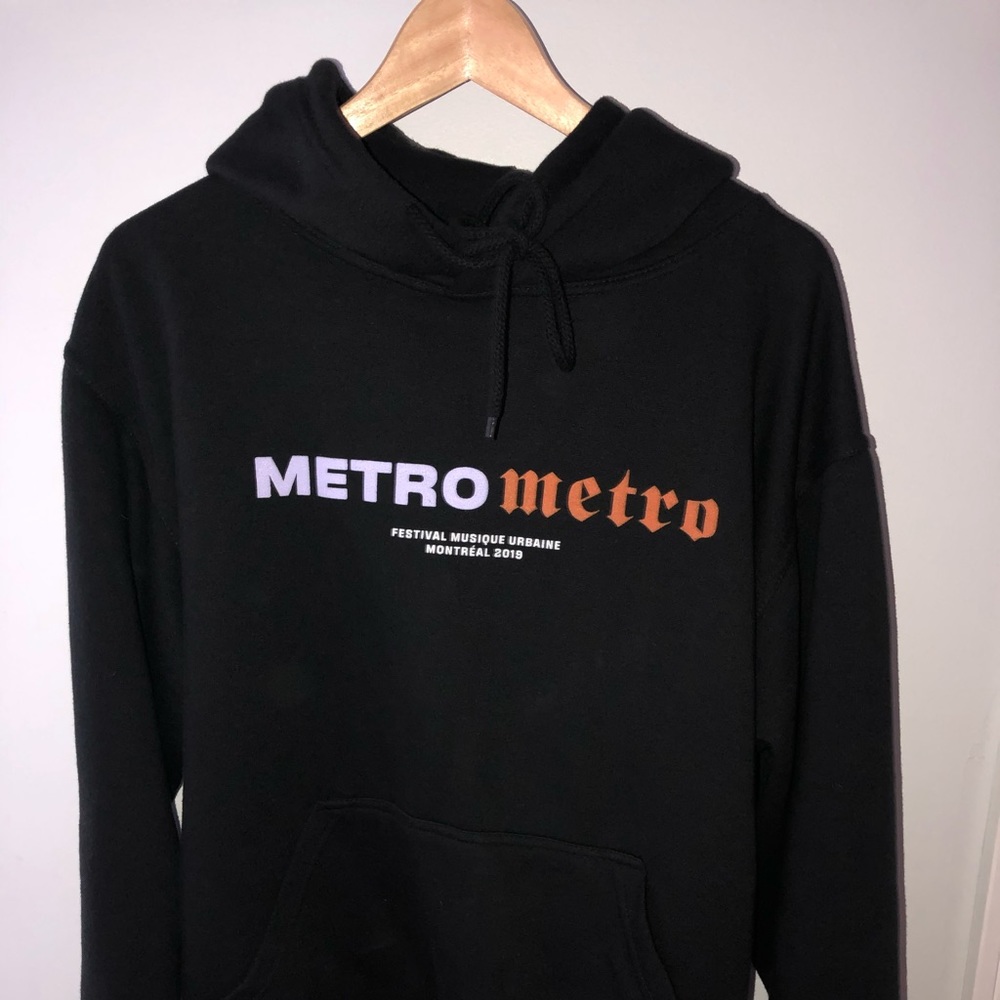 HOODIE